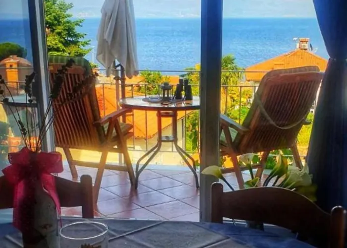 Luna Ii With Sea View